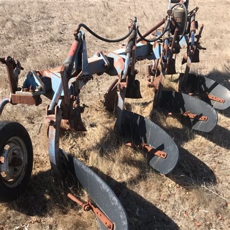 Mouldboard Plough Farm Tender