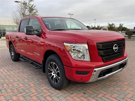 New 2024 Nissan Titan SV 4D Crew Cab In Norman RN100484 Bob Moore