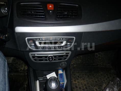 Рамка для установки магнитолы на рено флюенс - 82 фото