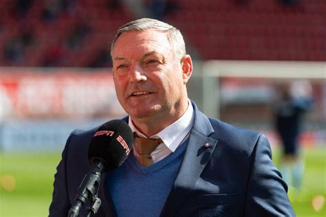 Ron Jans Langer Bij Fc Twente Er Zijn Al Wel Wat Twentefansnl