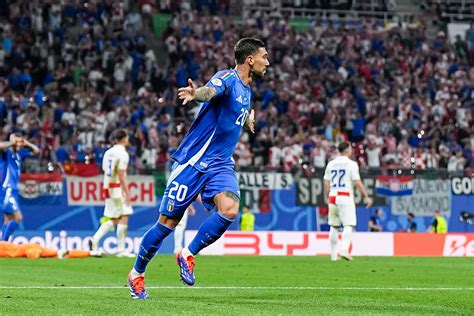 Euro Italy Secure Spot In Round Of With Late Equaliser Against