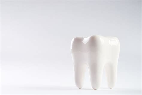 Reasons You May Need a Tooth Extraction 