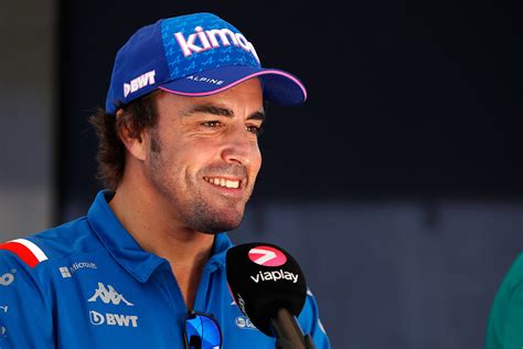 Los comisarios reculan y Fernando Alonso recupera los puntos que sumó