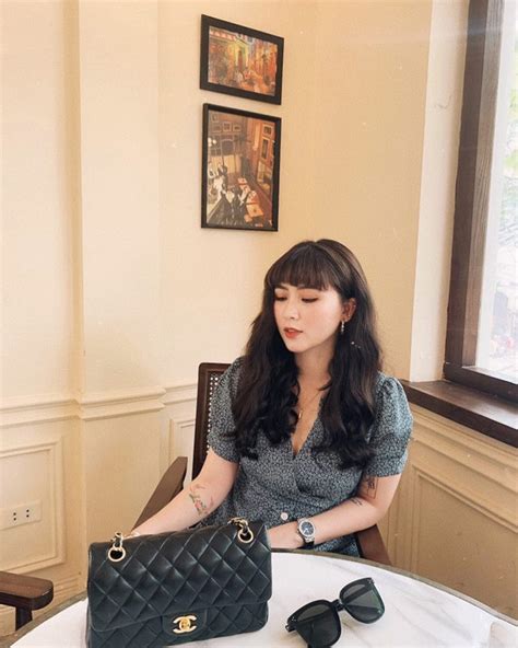 Chuyện hàng hiệu của 3 gia đình hot nhất MXH Nhà Cam mua sắm ác nhất