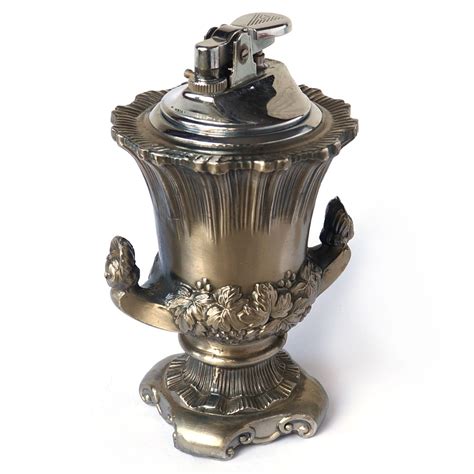 зажигалка газовая кремниевая, пепельница. Античная ВАЗА. ancient vase ...