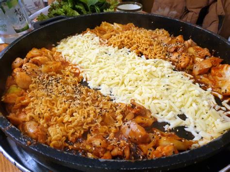 강남역 11번출구 맛집 장인닭갈비 치즈가득한 이곳 네이버 블로그