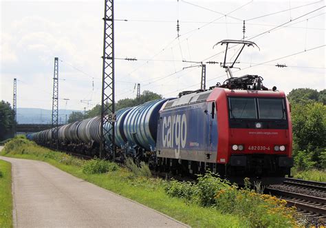 Sbb Cargo Mit Kesselwagenzug Am In Der N He Von