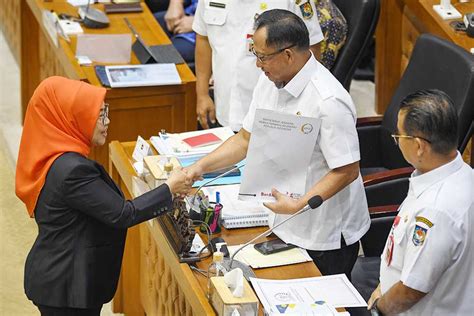 Mendagri Tito Karnavian Raker Dengan Baleg Dpr Dan Dpd Terkait Ruu Dkj