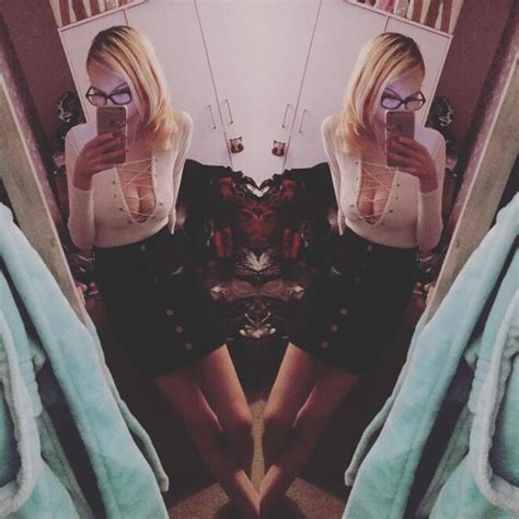 She Knows Where Your Looking Porn Pic