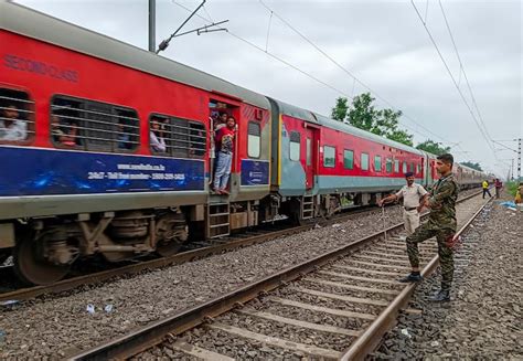 Which Is The Fastest Train In India Know Facts भारत की सबसे तेज चलने