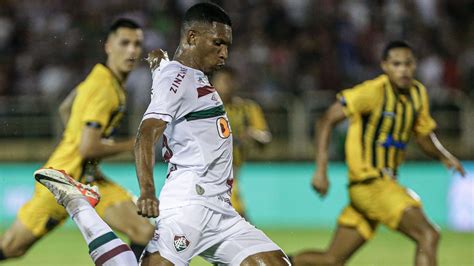 Fluminense leva gol nos acréscimos e empata Volta Redonda na