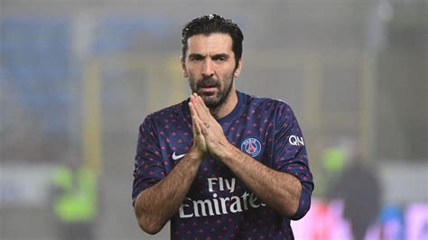 Mercato Psg Gianluigi Buffon Confirme Son Envie Pour Son Avenir Au