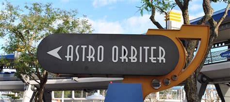 Astro Orbiter (Magic Kingdom, Tomorrowland) | WDW Kingdom