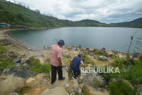 Melihat Keindahan Wisata Danau Talang Solok Republika Online