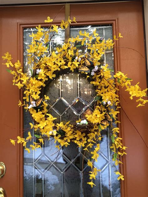 Yellow Forsythia Wreath Diy Wreaths Summer Wreath Forsythia Wreath