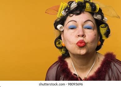 7 1 Tausend Mature Woman Sexy Dress Lizenzfreie Bilder Stockfotos Und Aufnahmen Shutterstock