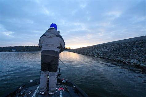 Day On The Lake Harvey Horne Bassmaster