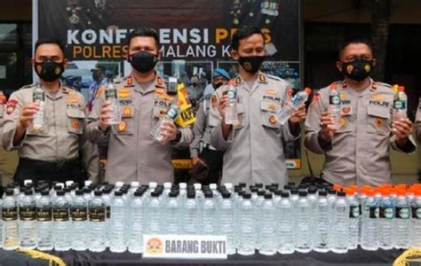 Pengiriman Ribuan Botol Miras Arak Bali Berhasil Digagalkan Petugas