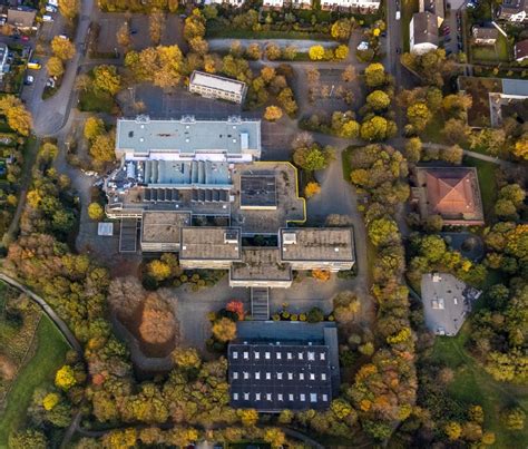 M Lheim An Der Ruhr Aus Der Vogelperspektive Herbstluftbild Sanierung