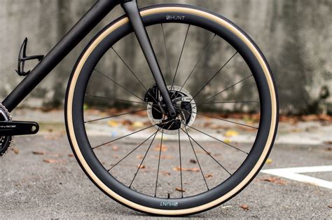 Hunt Carbon Gravel Disc X Wide Wheelset Mile Review Atelier