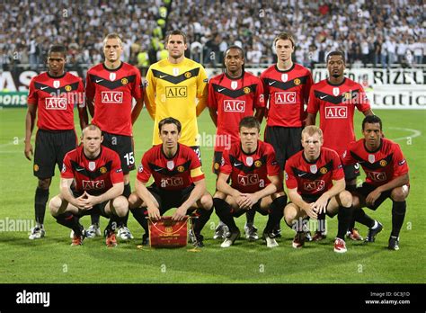 Soccer team uefa champions league hi-res stock photography and images ...