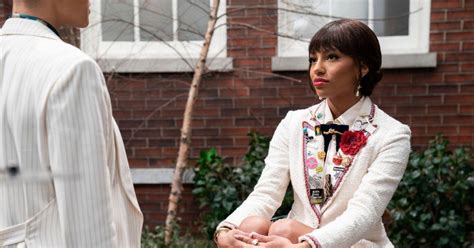 Who Is 'Gossip Girl's' Savannah Lee Smith Dating? Details