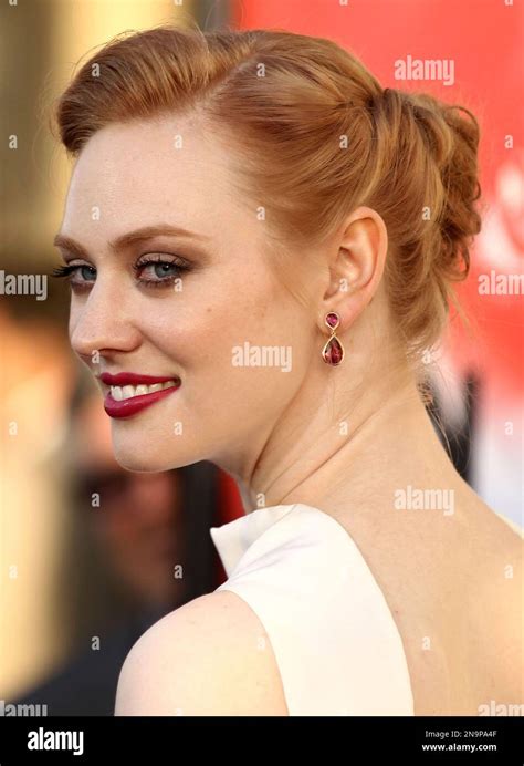 Deborah Ann Woll Attends The Premiere Of Hbo S True Blood On