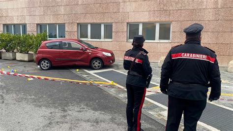 Milano Fermato L Aggressore Del Medico Colpito Con Un Machete