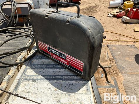 Lincoln Ln Suitcase Wire Feed Welder Bigiron Auctions