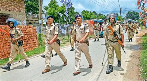 Bengal Panchayat Polls Probe Filing Of Papers By Nominee While Being