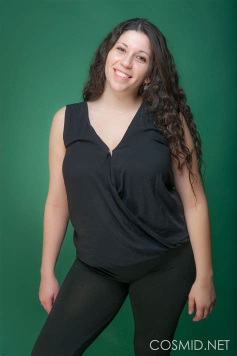 Cosmid Margaret Abello Margaret Against The Green 007 Porn Pic