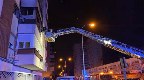 Incendio En El Distrito De Fuencarral 4 Intoxicados Por Inhalación De Humo Madridiario