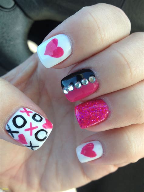 Valentines Day Toe Nails Designs