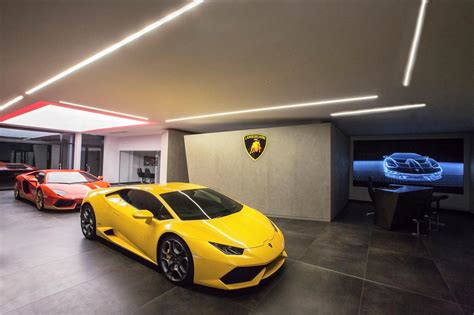 Lamborghini Official Store