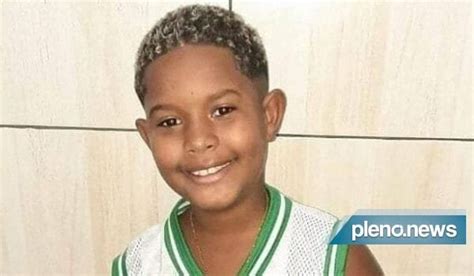 Rio Menino De 8 Anos é Atingido Por Bala Perdida Na Cabeça