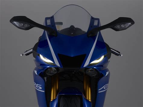 Ficha T Cnica De La Yamaha Yzf R Masmoto Es