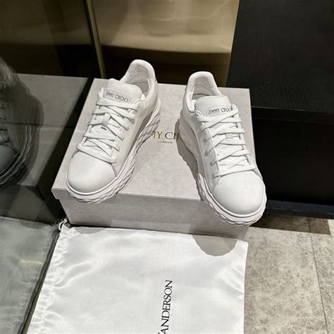 Кроссовки Jimmy Choo - купить с доставкой по выгодным ценам в интернет ...