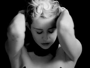 Miley Cyrus Kinky Tour Visuals Will Be Viewed At The Nyc Porn Film Festival Lq Phun Org Forum
