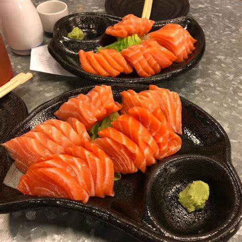 Salmon Sashimi Promotion - 3.90 SGD for 5 slices of salmon sashimi at ...