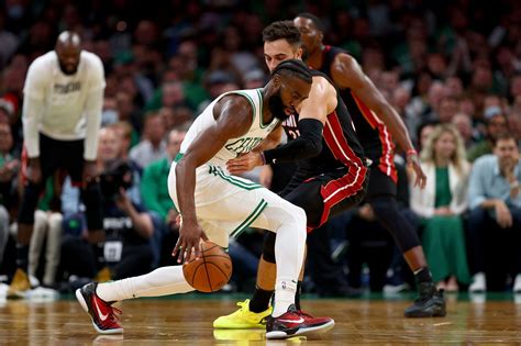 Boston Celtics Vs Miami Heat Injury Report Starting 5s Betting Odds And Spreads May 25th 2022