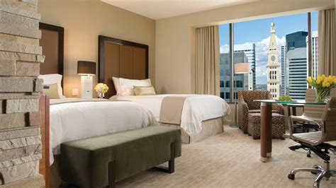 Denver Hotel Rooms & Suites | Luxury Hotel | Four Seasons Denver