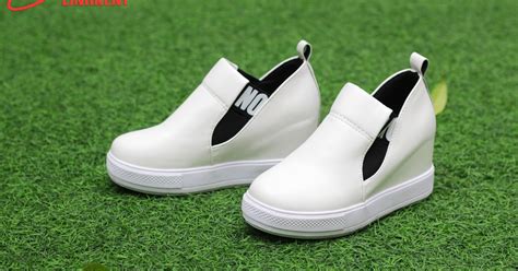 Giày cao nam nữ tại Hà Nội 3 mẫu giày tăng chiều cao nữ cực hot cho hè này