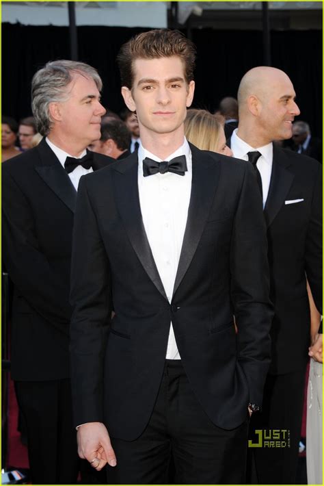 Andrew Garfield Oscars 2011 Red Carpet Photo 2523625 2011 Oscars