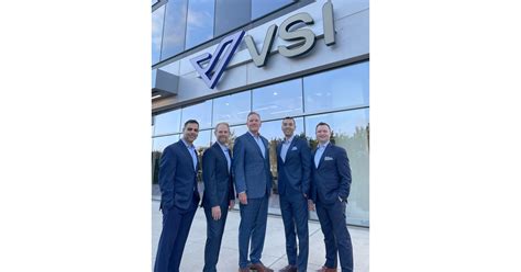 VSI Spine Surgeons Reach Milestone: 100th Augmented Reality-Assisted