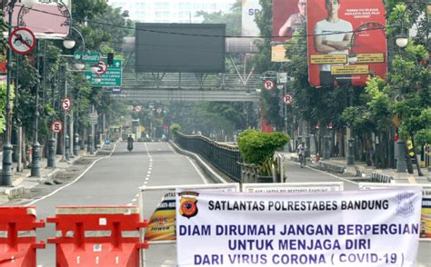 DUA HARI MENJELANG PSBB DI KOTA BANDUNG Tantangangurusianaharike 38