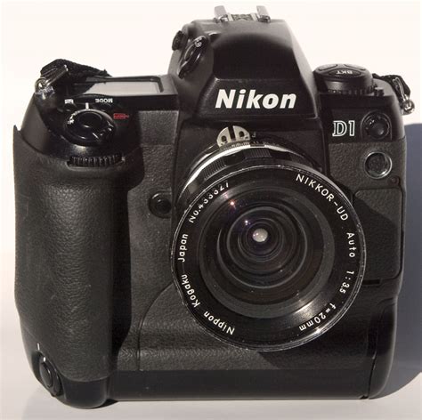 Never getting old: Nikons first own DSLR – D1 - NikonWeb.com