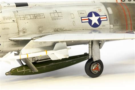 Trumpeter 1 72 F 100D Super Sabre IModeler