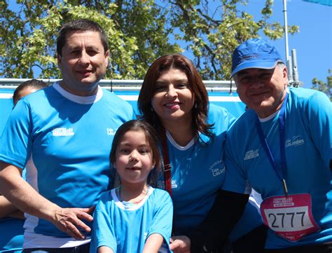 Niña símbolo de Teletón participó en corrida familiar realizada en Talca