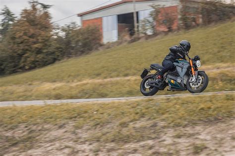 Energica Eva Esseesse Prezzo Velocit Scheda E Rilevamenti