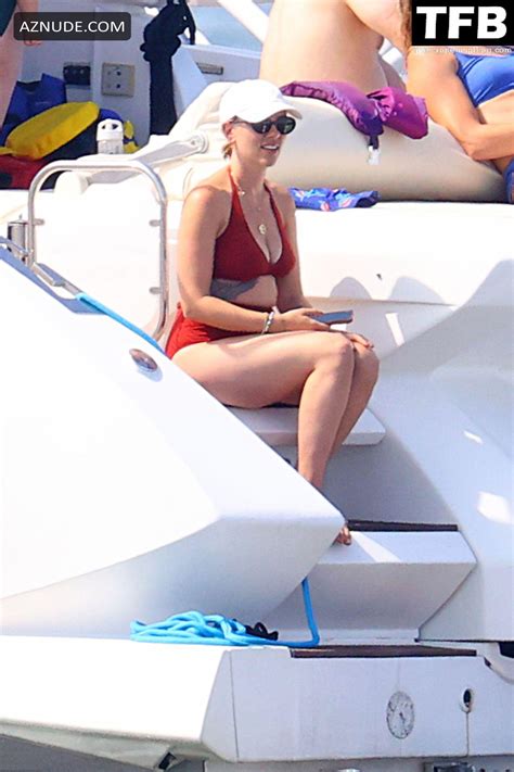 Scarlett Johansson Sexy Seen Flaunting Her Hot Figure Wearing A Red Bikini In East Hampton Aznude